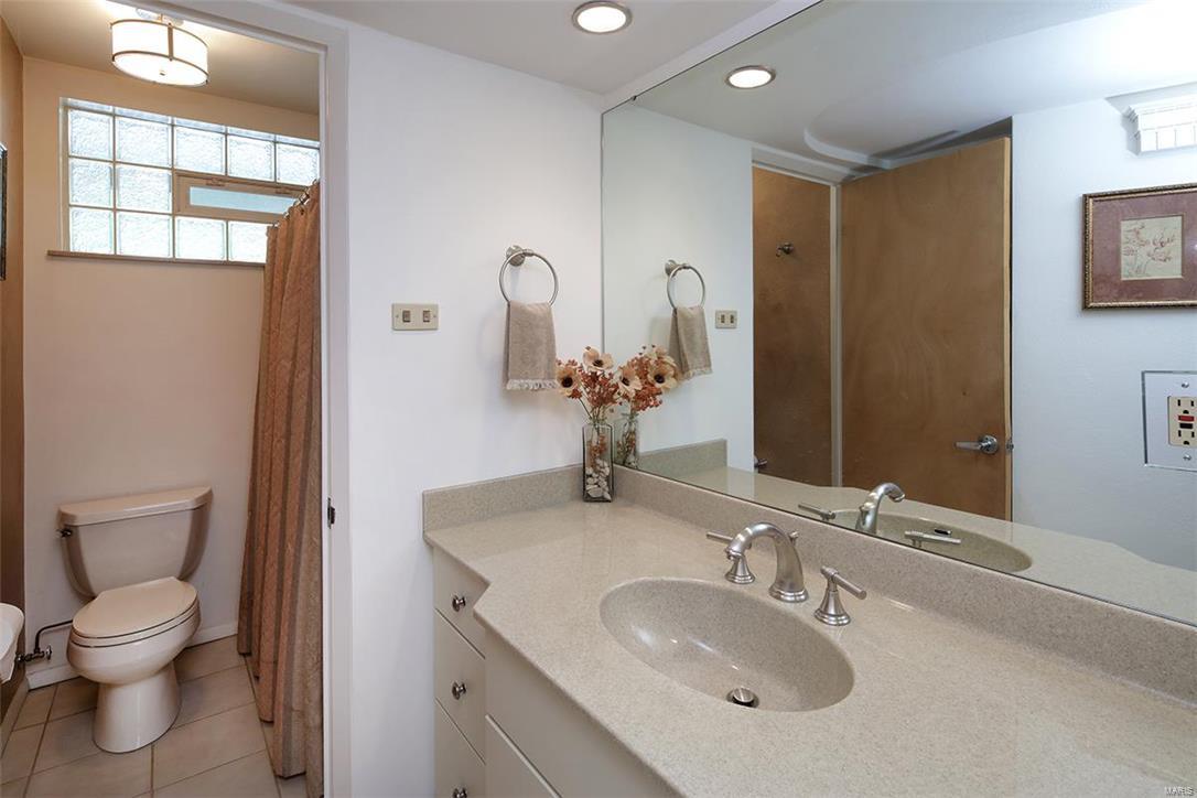 9333 Pardee Road St. Louis, MO 63126 - Photo 14 of 20 Gallery Image 14