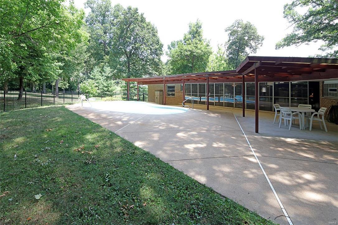 9333 Pardee Road St. Louis, MO 63126 - Photo 17 of 20 Gallery Image 17