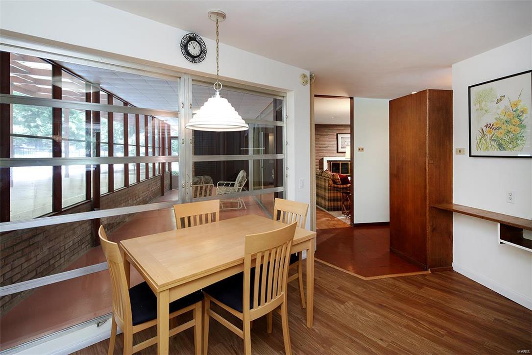 9333 Pardee Road St. Louis, MO 63126 - Photo 8 of 20 Gallery Image 8