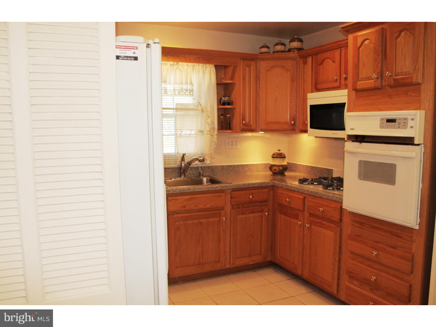 18 Crescent Road Willingboro, NJ 08046 - Photo 7 of 24
