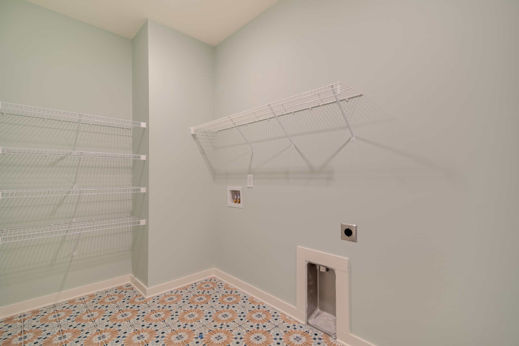 838 Plowson Road, Unit 633 Mount Juliet, TN 37122 - Photo 9 of 19 Gallery Image 9