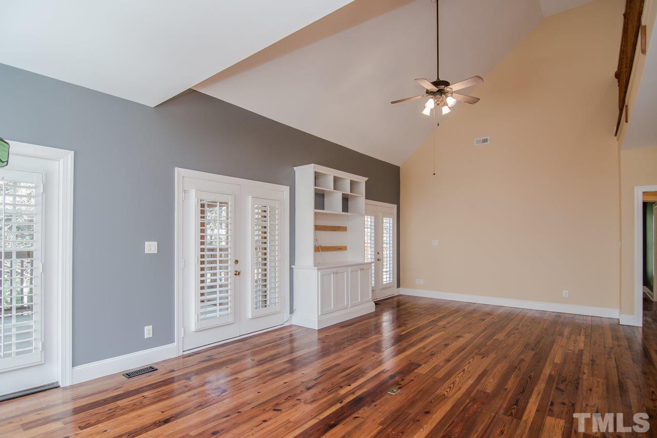 3009 Windberry Street Raleigh, NC 27612 - Photo 7 of 30