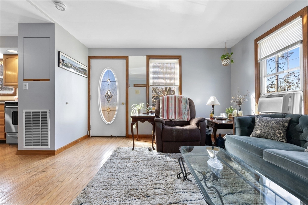 7 Lothrop Street Beverly, MA 01915 - Photo 11 of 41