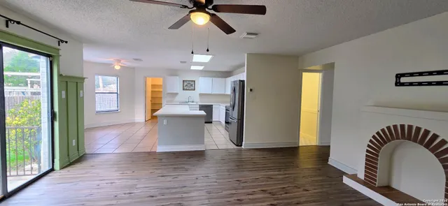 $2,000 | 253 Samantha Drive, Schertz, TX 78154