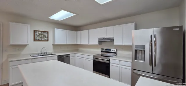 $2,000 | 253 Samantha Drive, Schertz, TX 78154