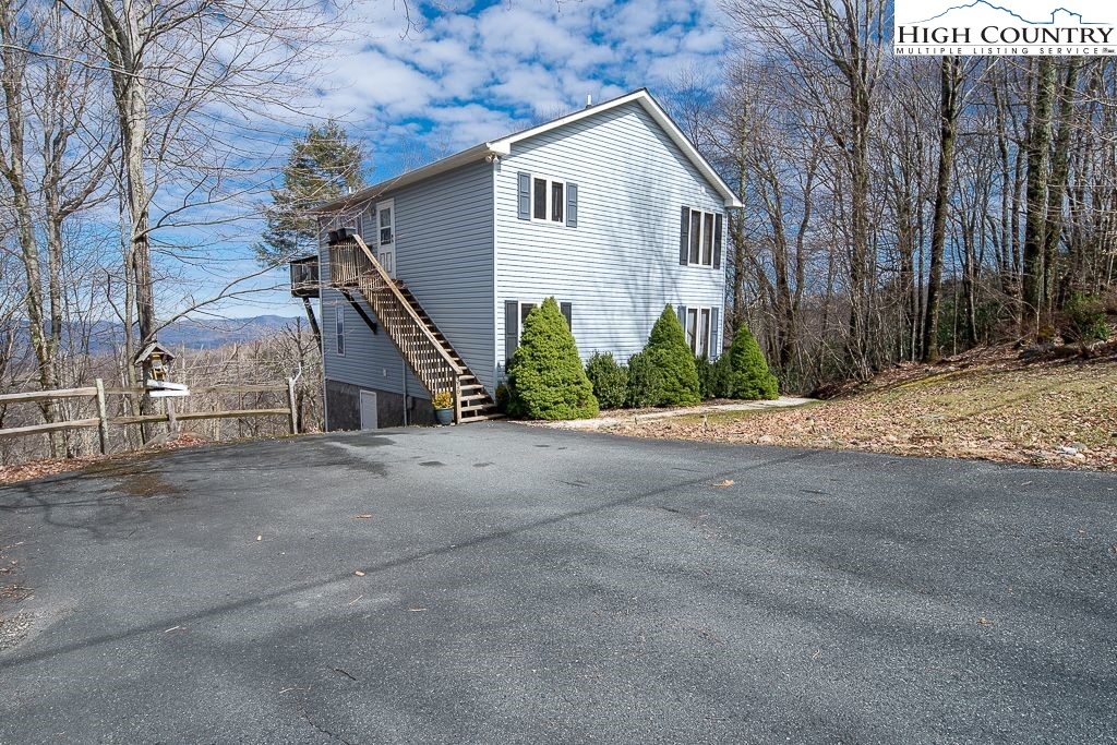316 Pinnacle Ridge Road Beech Mountain, NC 28604 - Photo 24 of 35
