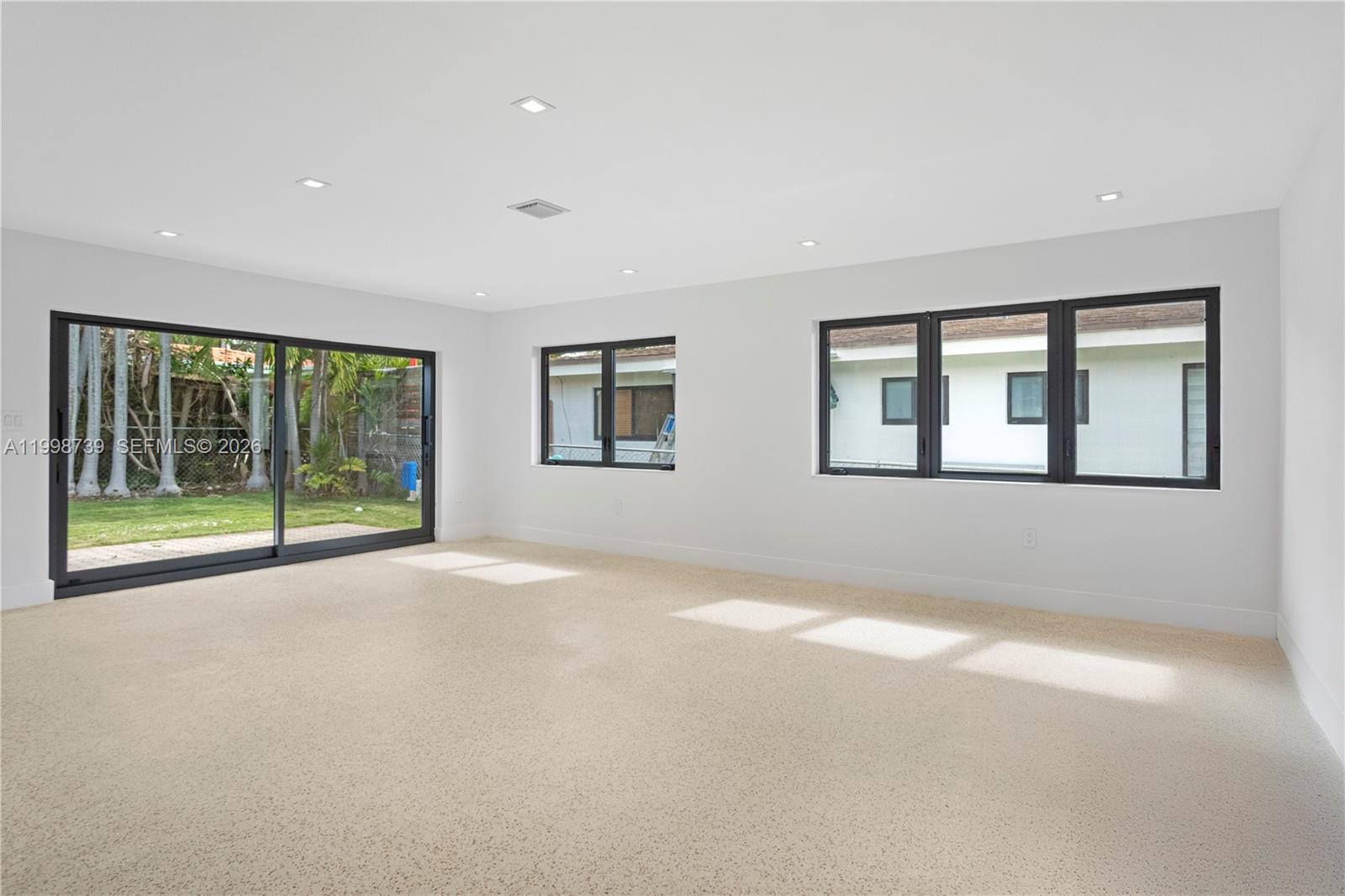 2345 Southwest 23rd Terrace Miami, FL 33145 - Photo 3 of 22