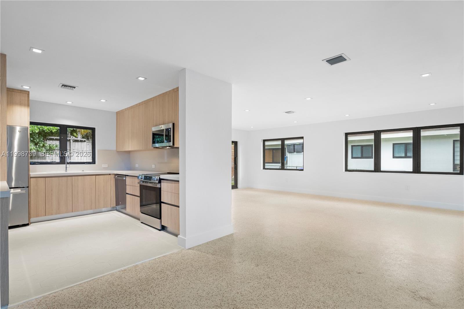 2345 Southwest 23rd Terrace Miami, FL 33145 - Photo 6 of 22