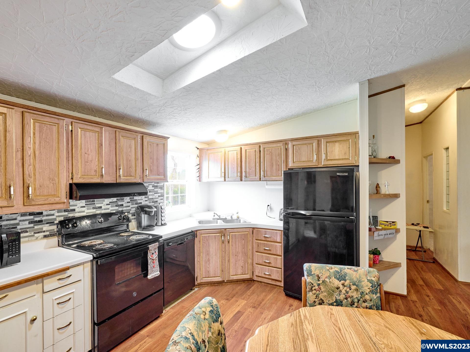 1541 Fern Ridge Road Southeast, Unit 4 Stayton, OR 97383 - Photo 15 of 22 Gallery Image 15