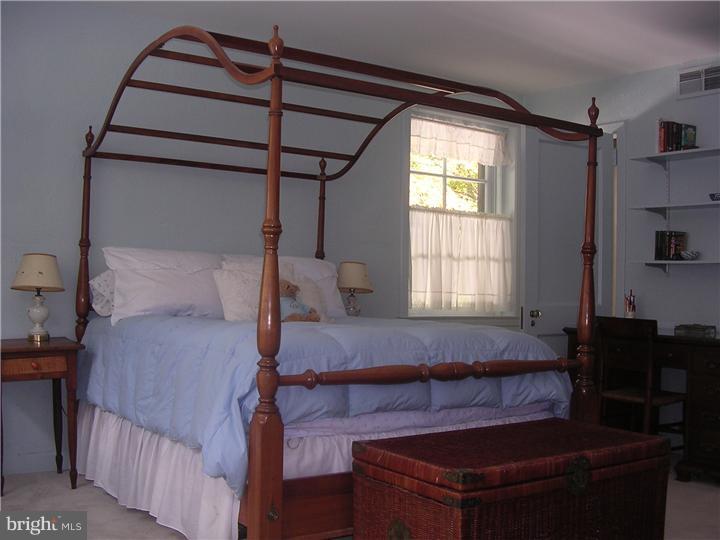 218 Deaver Road Wyncote, PA 19095 - Photo 9 of 25 Bedroom 2