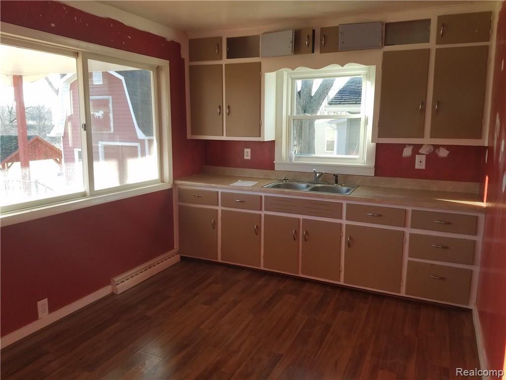 6852 Fargo Road Avoca, MI 48006 - Photo 6 of 14 Kit.jpg