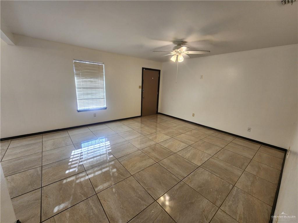 600 Toronto Avenue, Unit 18 McAllen, TX 78503 - Photo 7 of 17 a view of an empty room with a window
