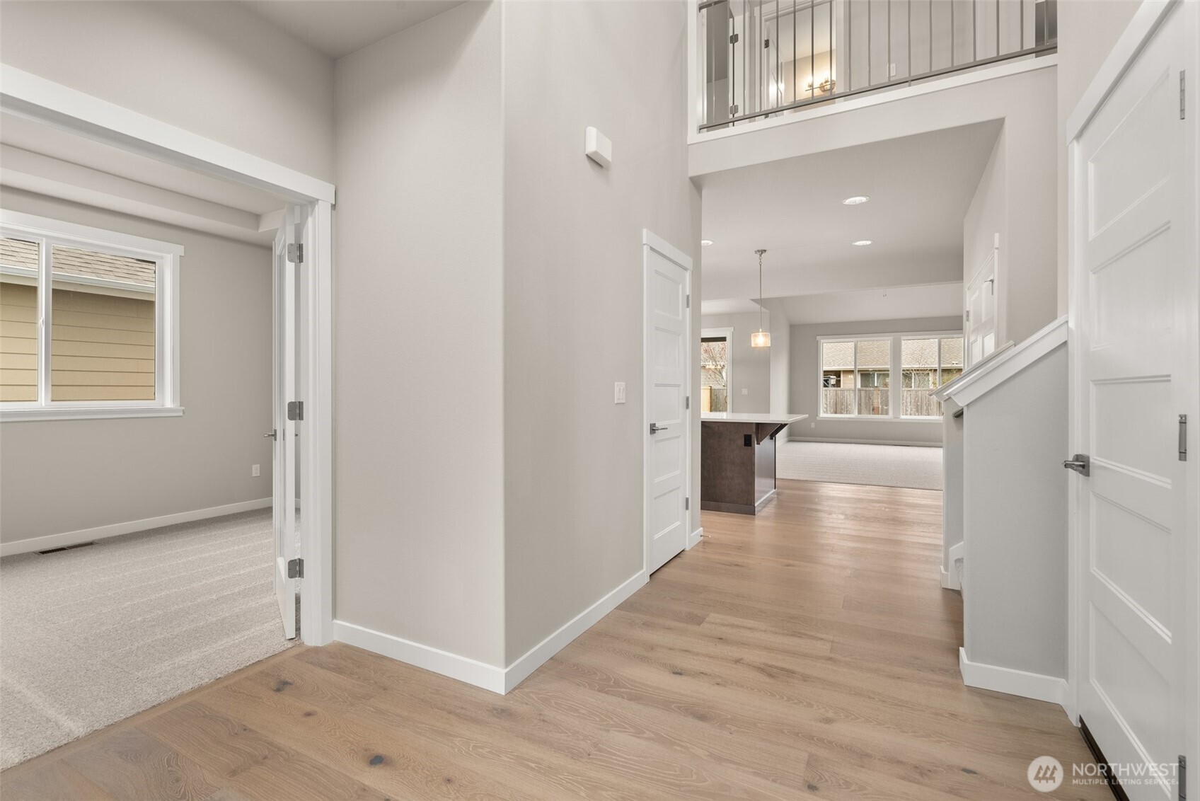 731 Maggee Street Southeast Lacey, WA 98513 - Photo 5 of 39