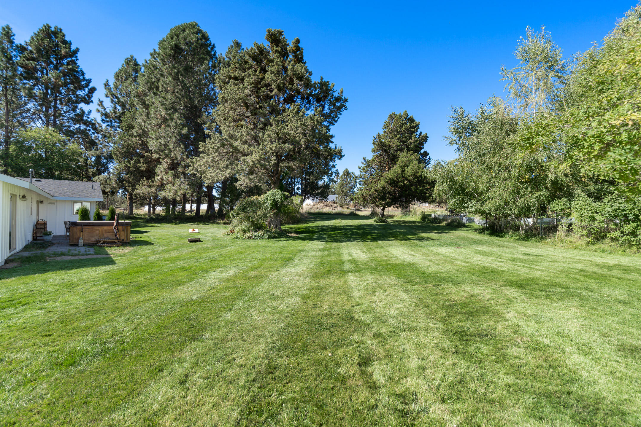 63375 Deschutes Market Road Bend, OR 97701 - Photo 40 of 43 2021_09_deschute_exteriors-14