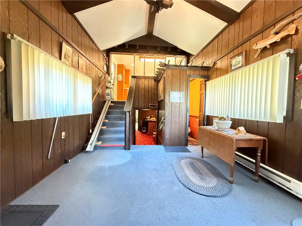 325 Williamson Road Greenville, PA 16125 - Photo 14 of 50 a very nice looking room with a large window