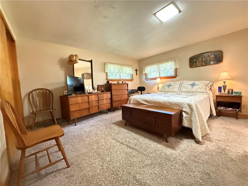 325 Williamson Road Greenville, PA 16125 - Photo 36 of 50 a bedroom with double bed and window