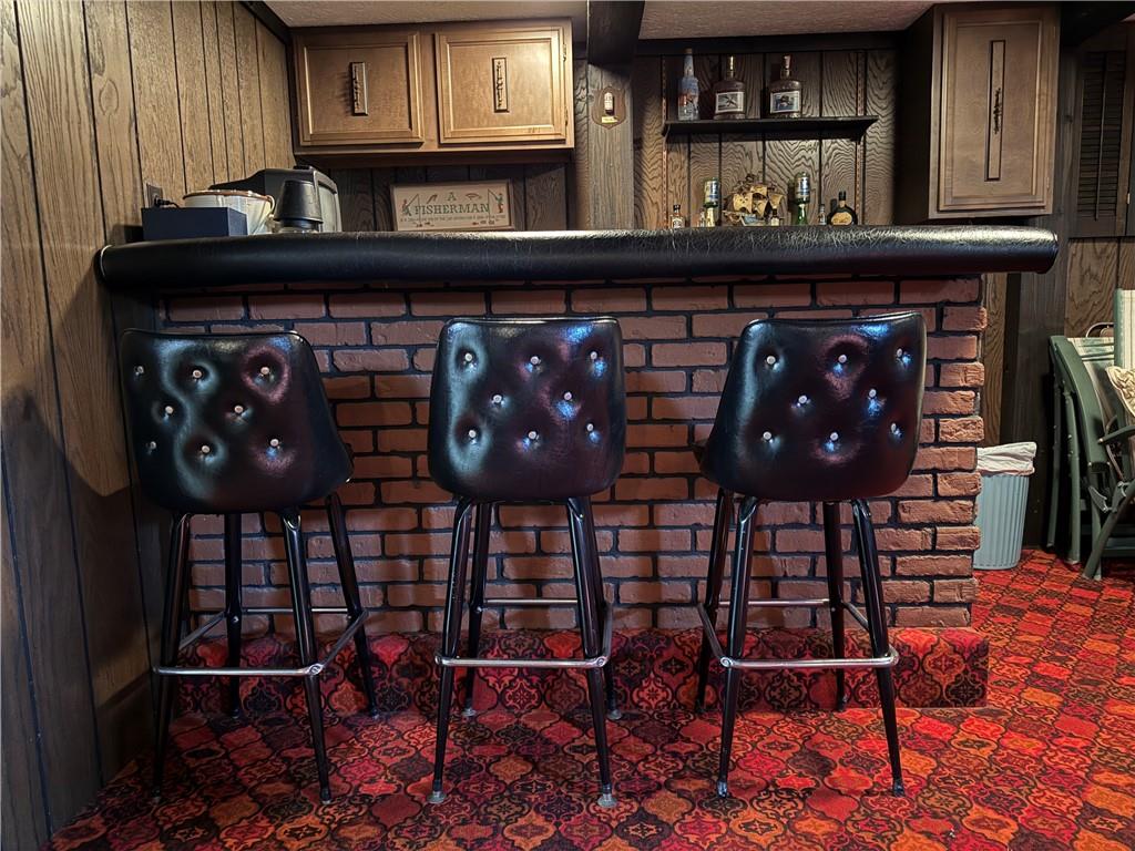 325 Williamson Road Greenville, PA 16125 - Photo 46 of 50 a kitchen with a table and chairs
