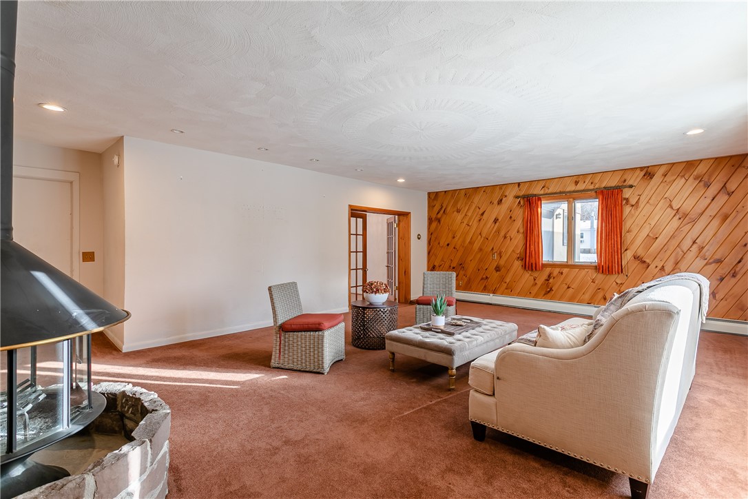 1661 Plank Road Penfield, NY 14580 - Photo 13 of 29