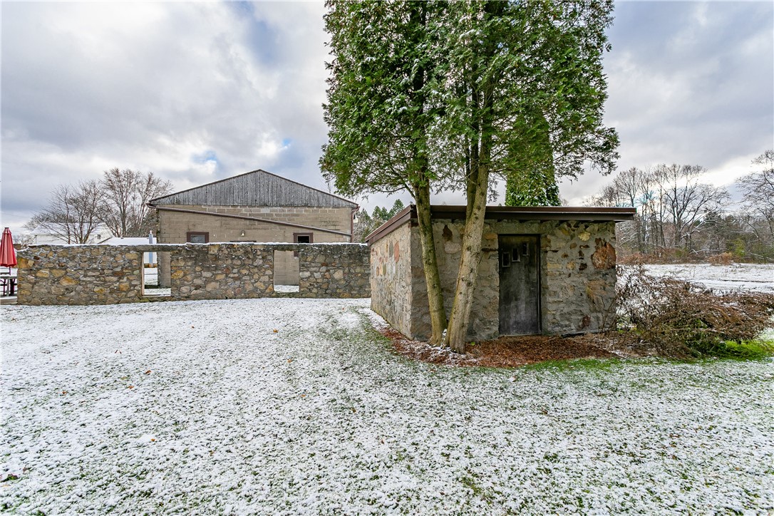 1661 Plank Road Penfield, NY 14580 - Photo 23 of 29