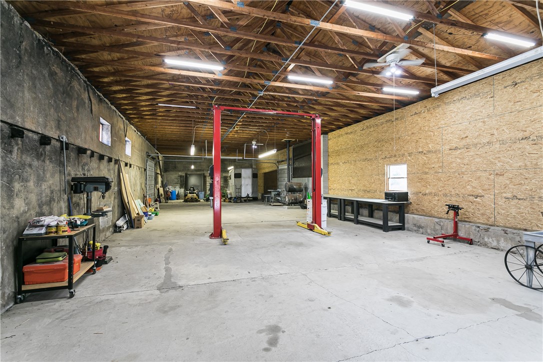 1661 Plank Road Penfield, NY 14580 - Photo 24 of 29