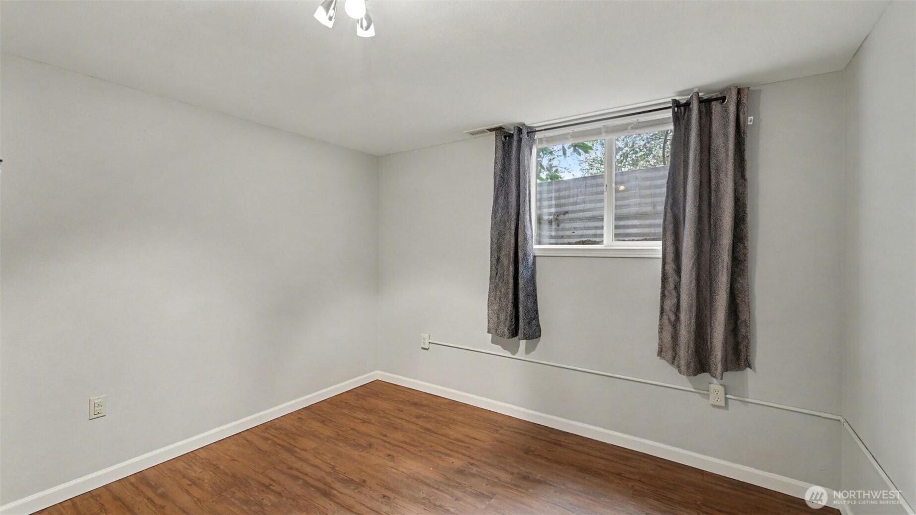 11204 148th Avenue Southeast Renton, WA 98059 - Photo 21 of 36