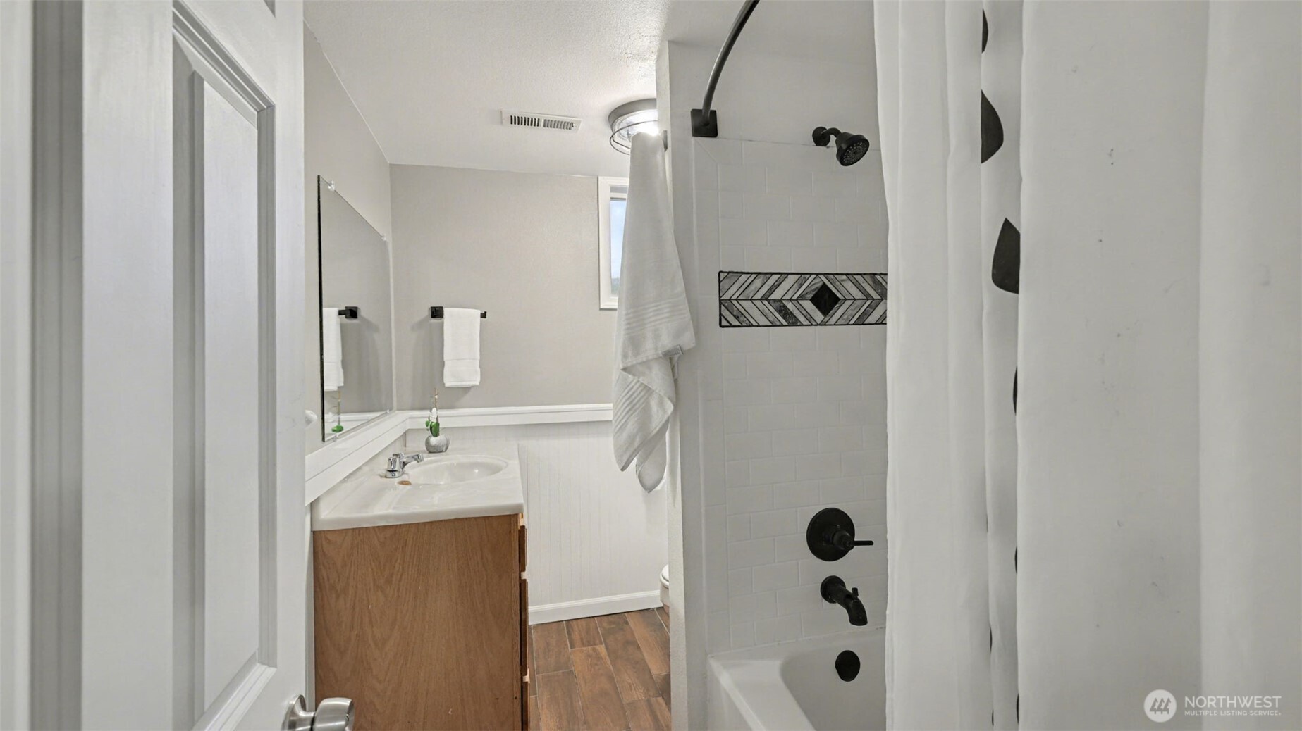 11204 148th Avenue Southeast Renton, WA 98059 - Photo 24 of 36