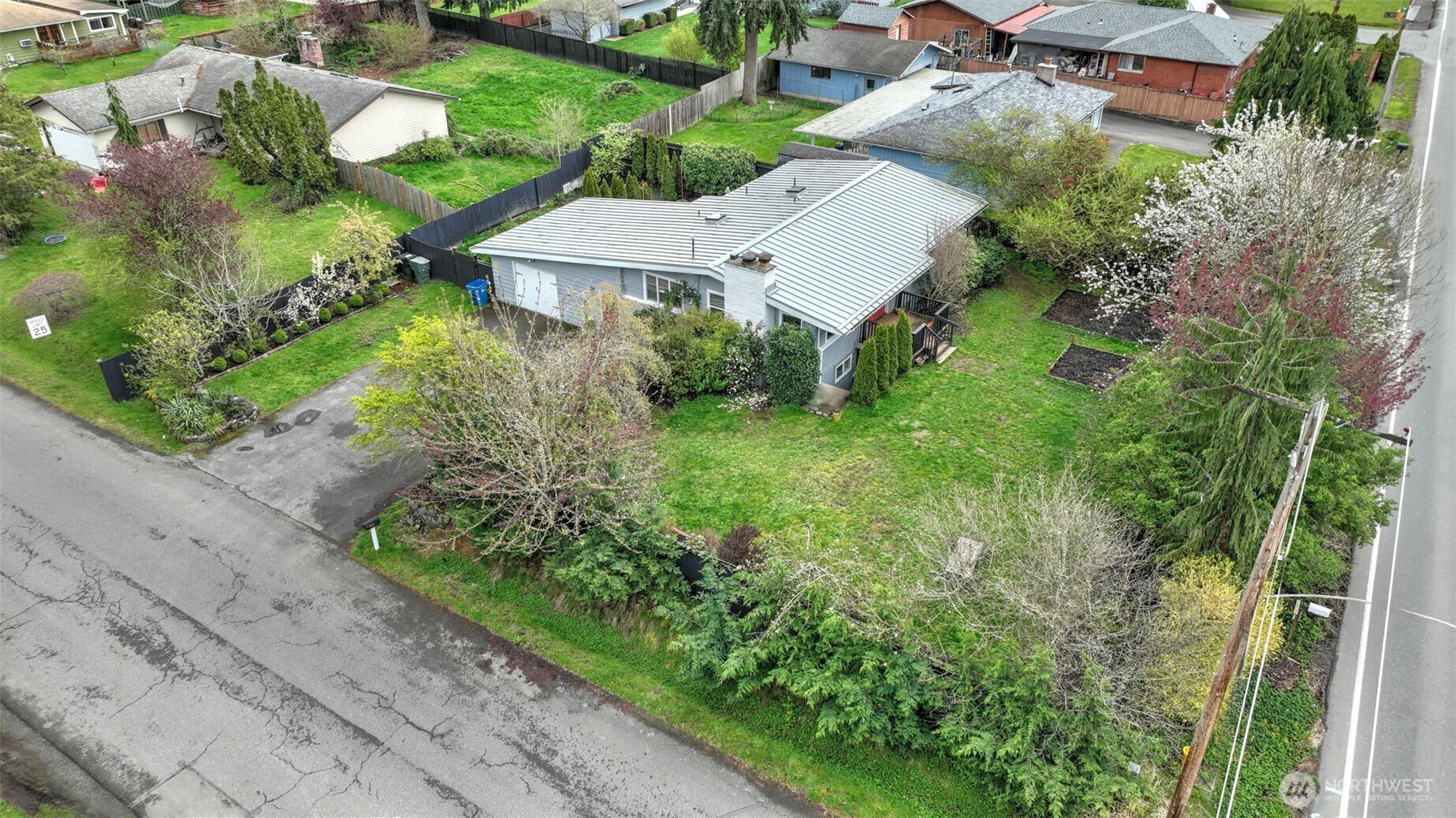 11204 148th Avenue Southeast Renton, WA 98059 - Photo 35 of 36