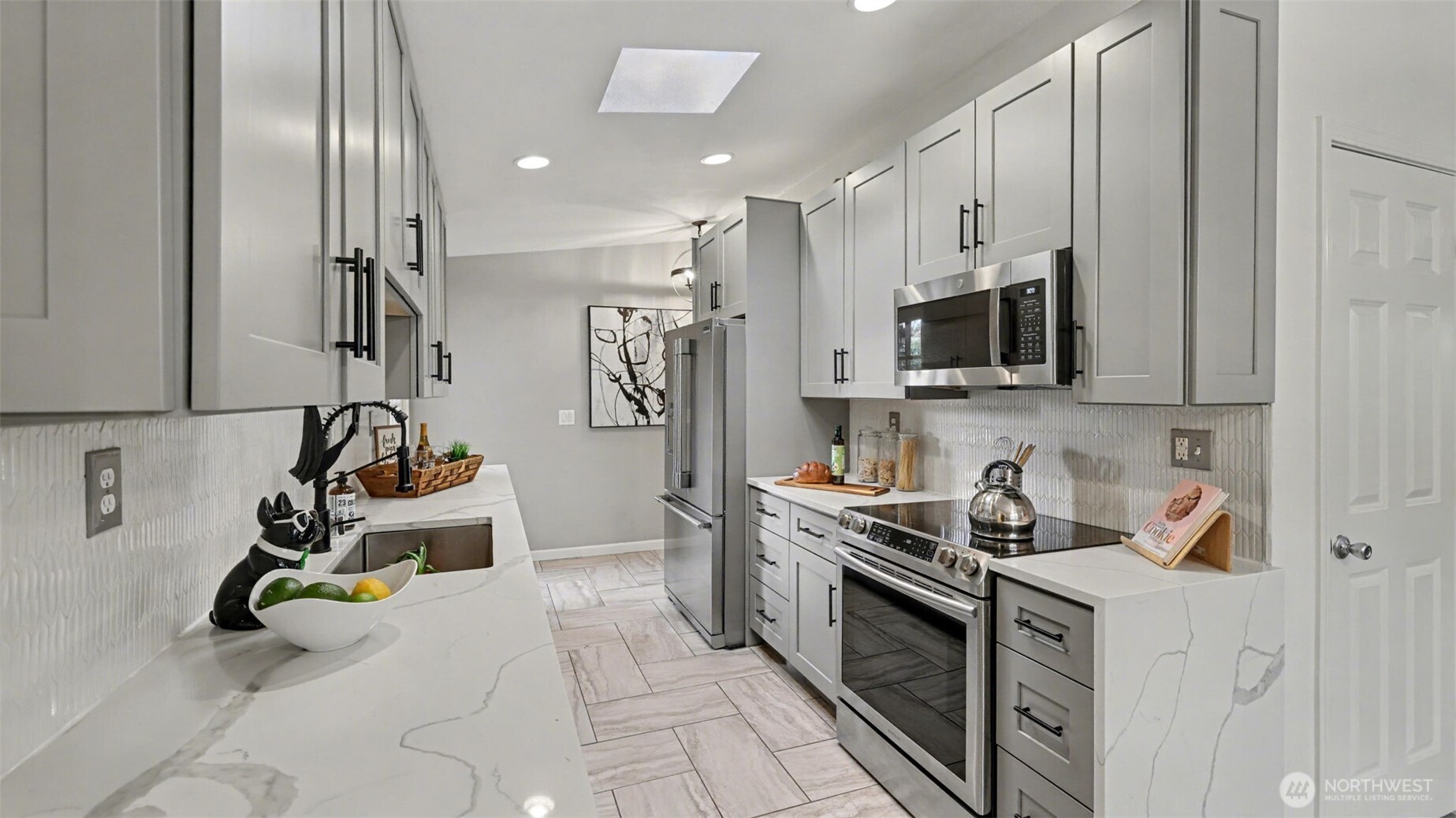 11204 148th Avenue Southeast Renton, WA 98059 - Photo 9 of 36