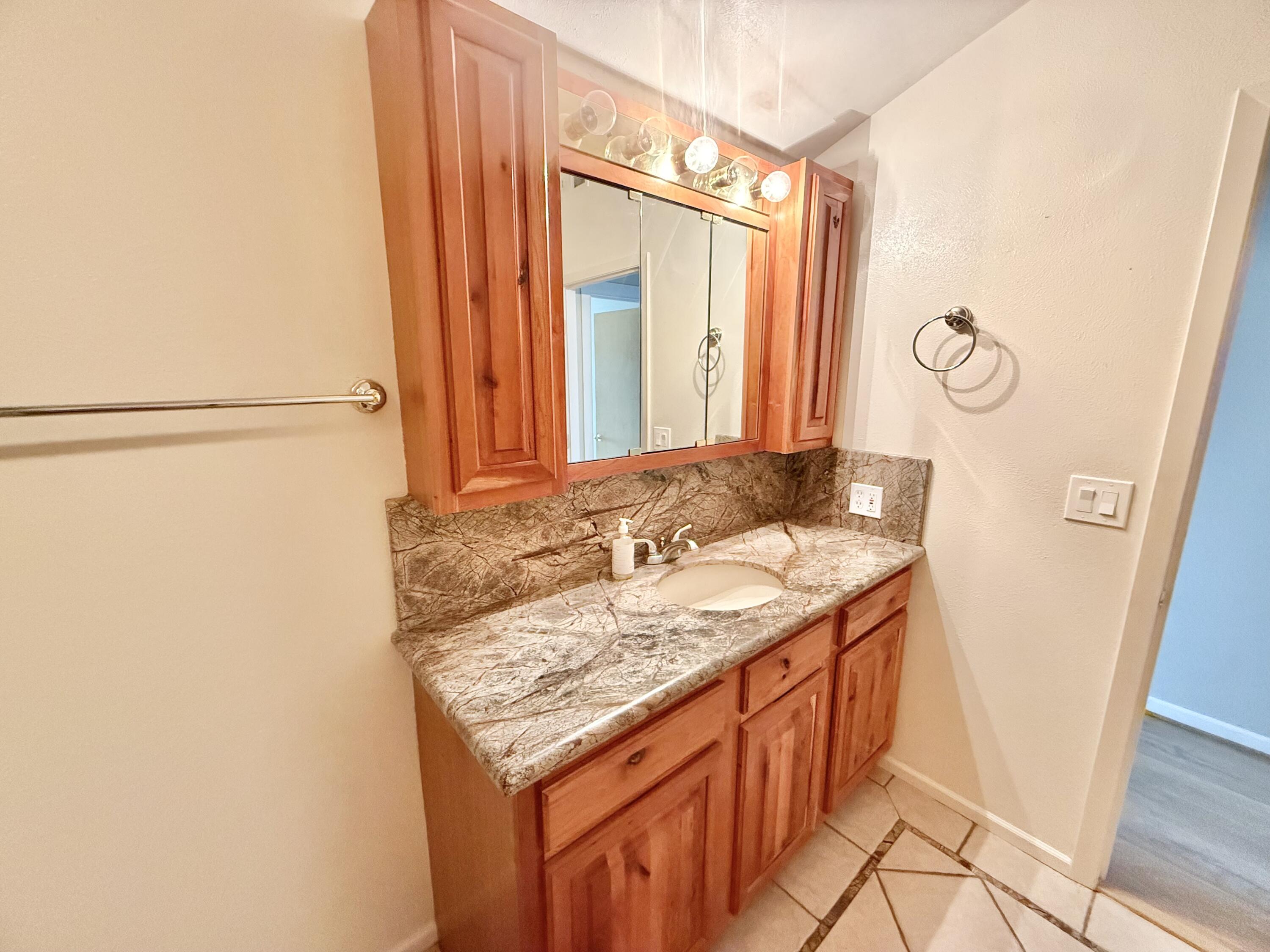 1662 Cove Point Road Klamath Falls, OR 97601 - Photo 67 of 71