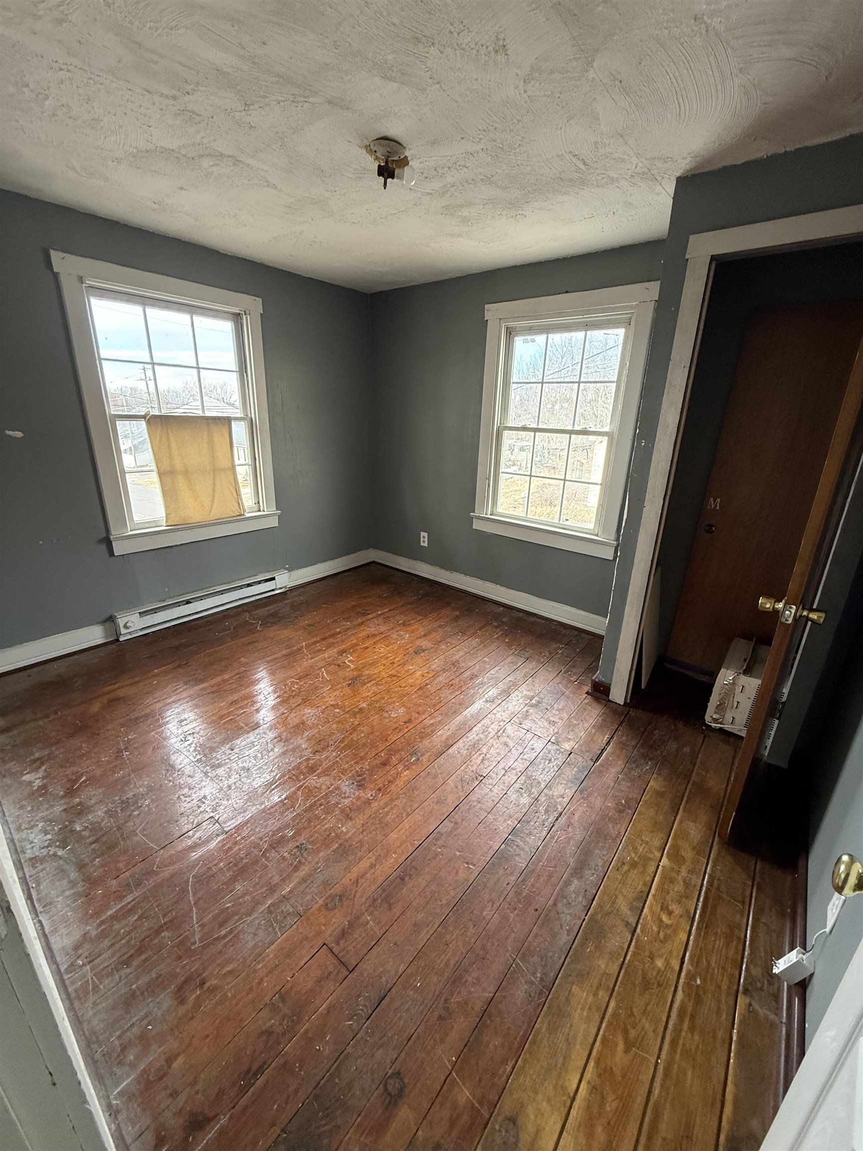 813 7th Street Waynesboro, VA 22980 - Photo 5 of 14