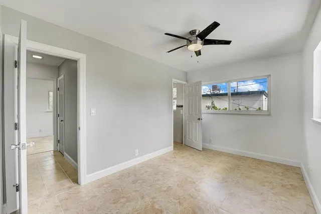 $3,200 | 208 Northwest 1st Street, Boynton Beach, FL 33435