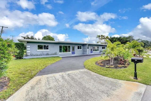 $3,200 | 208 Northwest 1st Street, Boynton Beach, FL 33435