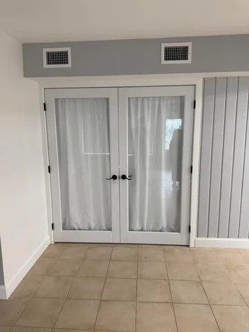 $3,200 | 208 Northwest 1st Street, Boynton Beach, FL 33435