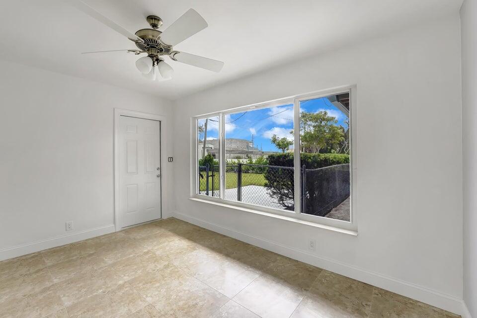 208 Northwest 1st Street Boynton Beach, FL 33435 - Photo 25 of 25 20250710171902906582000000-o
