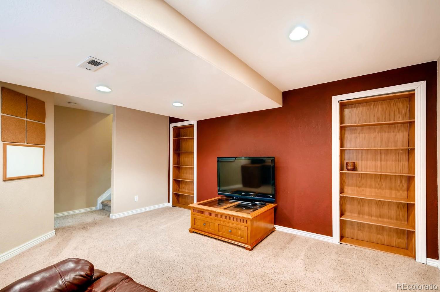 9748 Crosspointe Drive Highlands Ranch, CO 80130 - Photo 25 of 28 Gallery Image 25