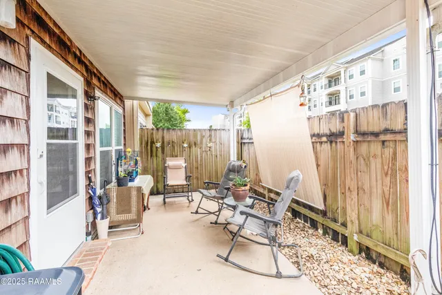 $160,000 | 206 Long Plantation Boulevard, Unit J, Lafayette, LA 70508