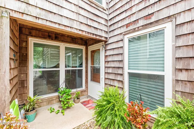 $160,000 | 206 Long Plantation Boulevard, Unit J, Lafayette, LA 70508