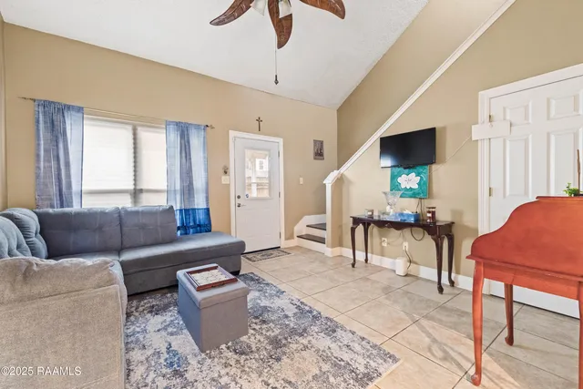 $160,000 | 206 Long Plantation Boulevard, Unit J, Lafayette, LA 70508