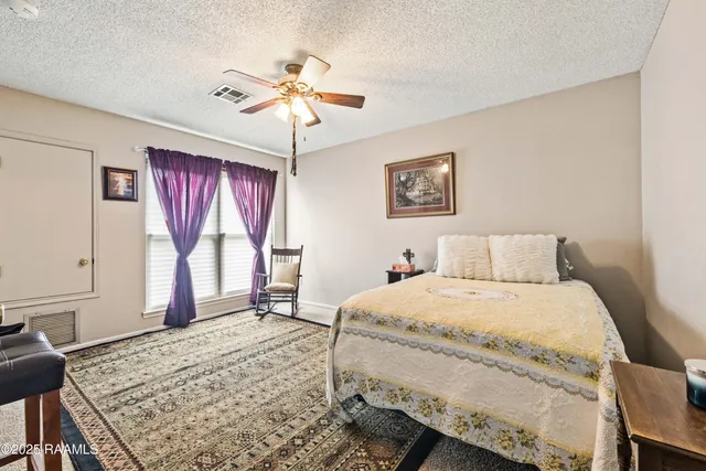 $160,000 | 206 Long Plantation Boulevard, Unit J, Lafayette, LA 70508