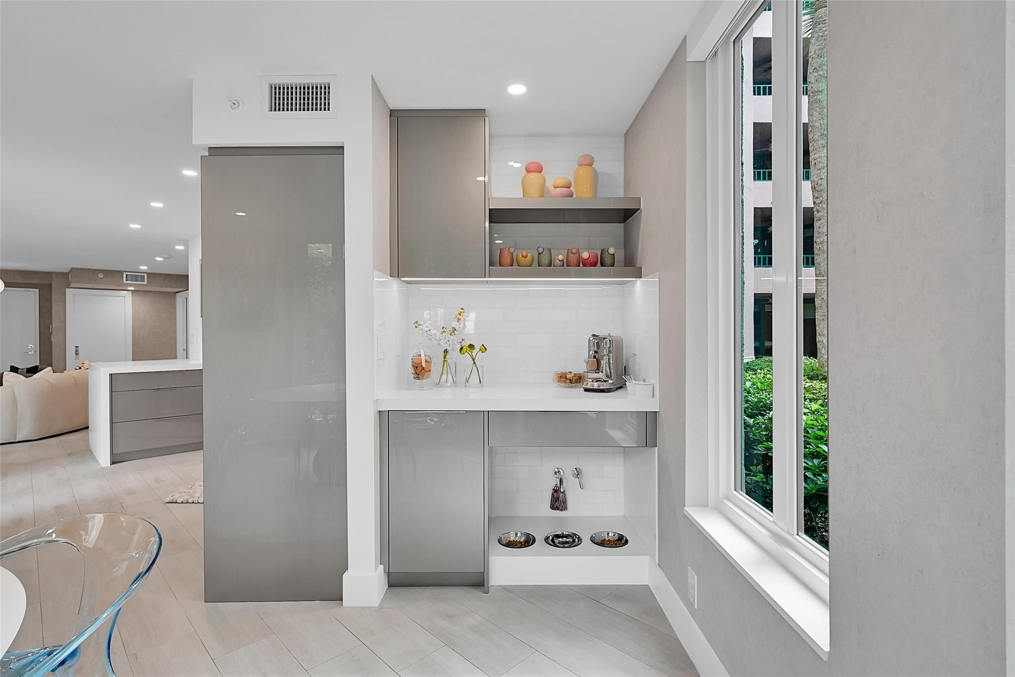 100 Southeast 5th Avenue, Unit 106 Boca Raton, FL 33432 - Photo 15 of 42 Coffee Bar/Pet Watering Station