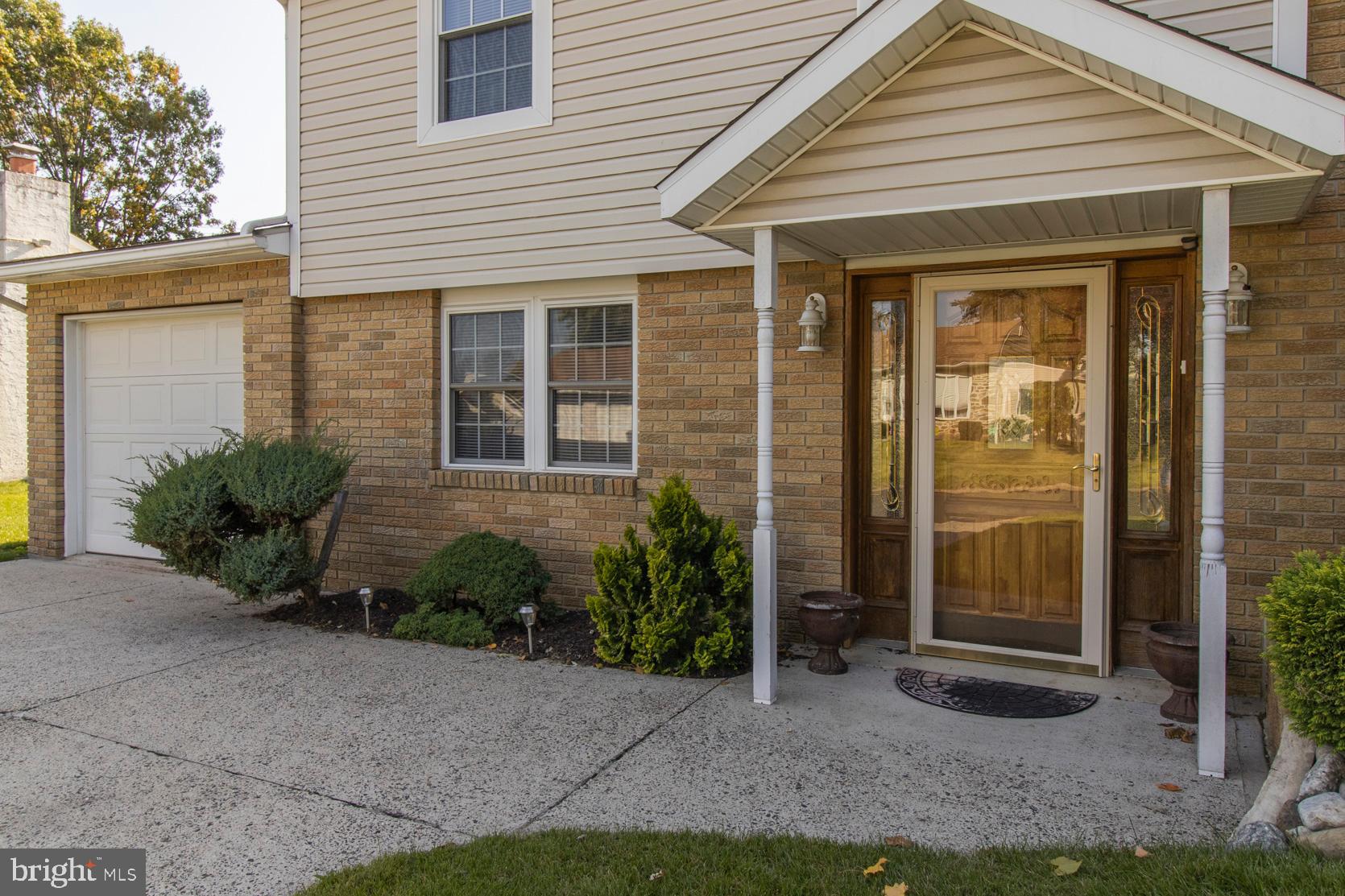 474 Wendy Road Southampton, PA 18966 - Photo 2 of 38 Gallery Image 2