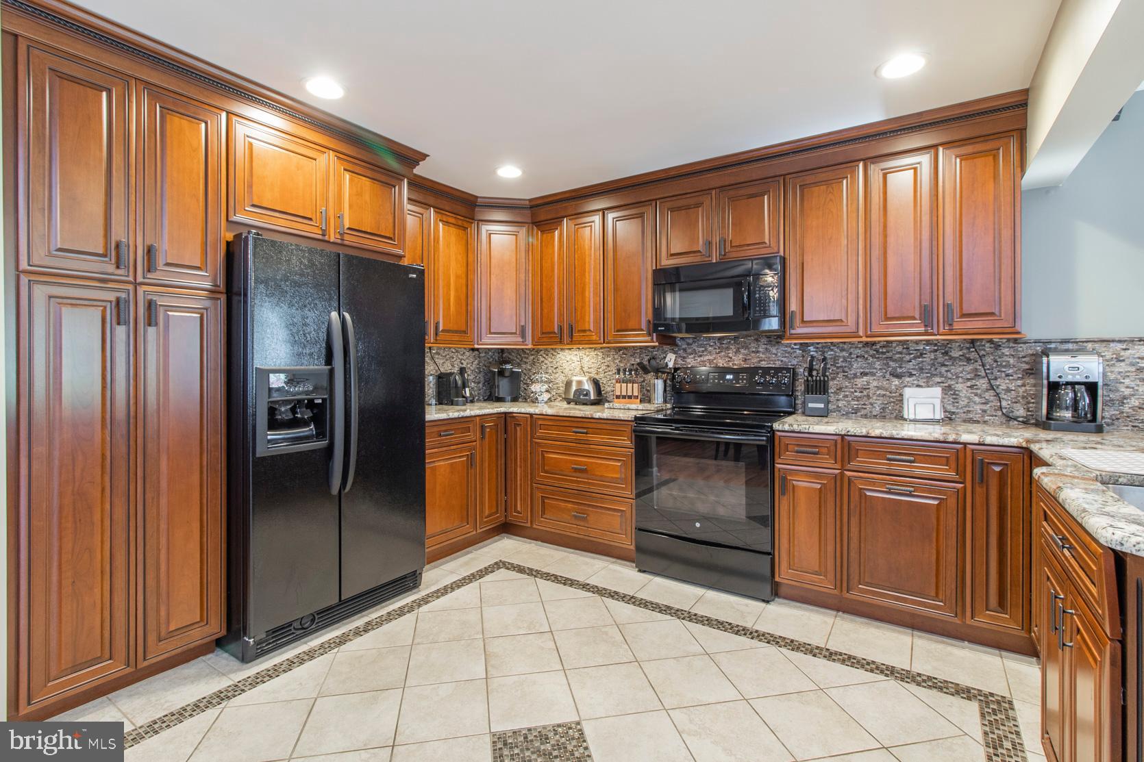 474 Wendy Road Southampton, PA 18966 - Photo 12 of 38 Gallery Image 12