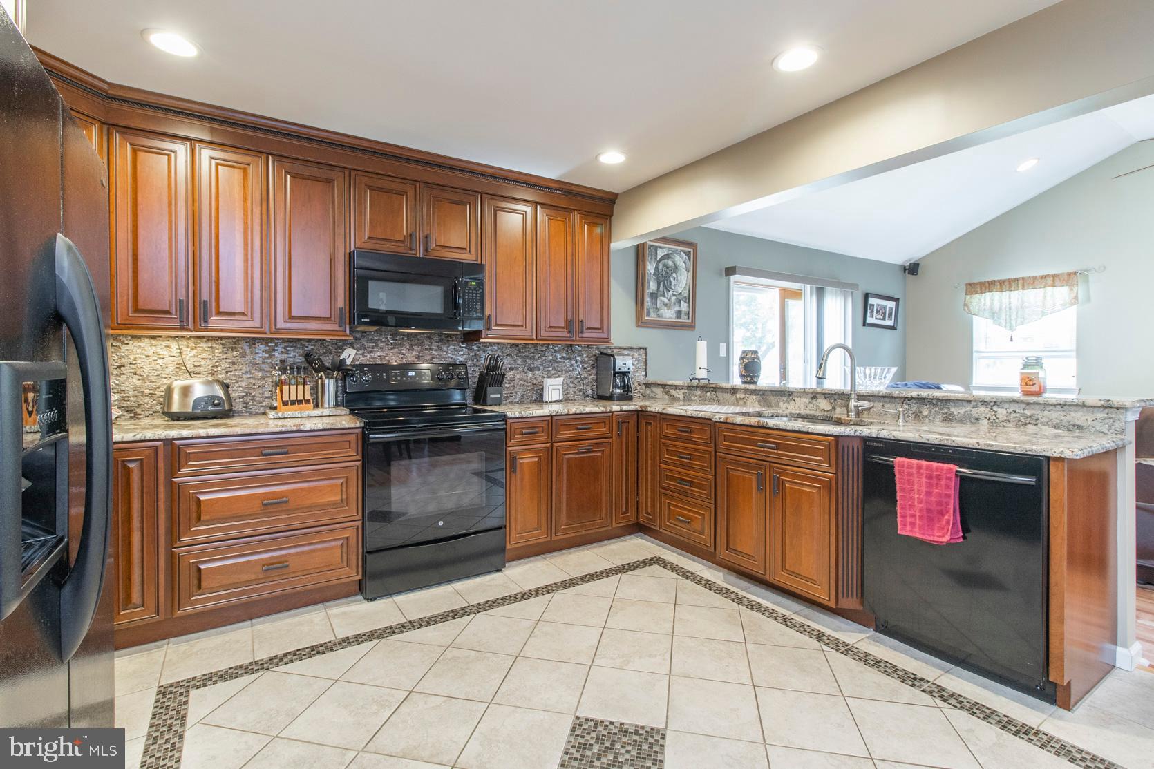 474 Wendy Road Southampton, PA 18966 - Photo 13 of 38 Gallery Image 13