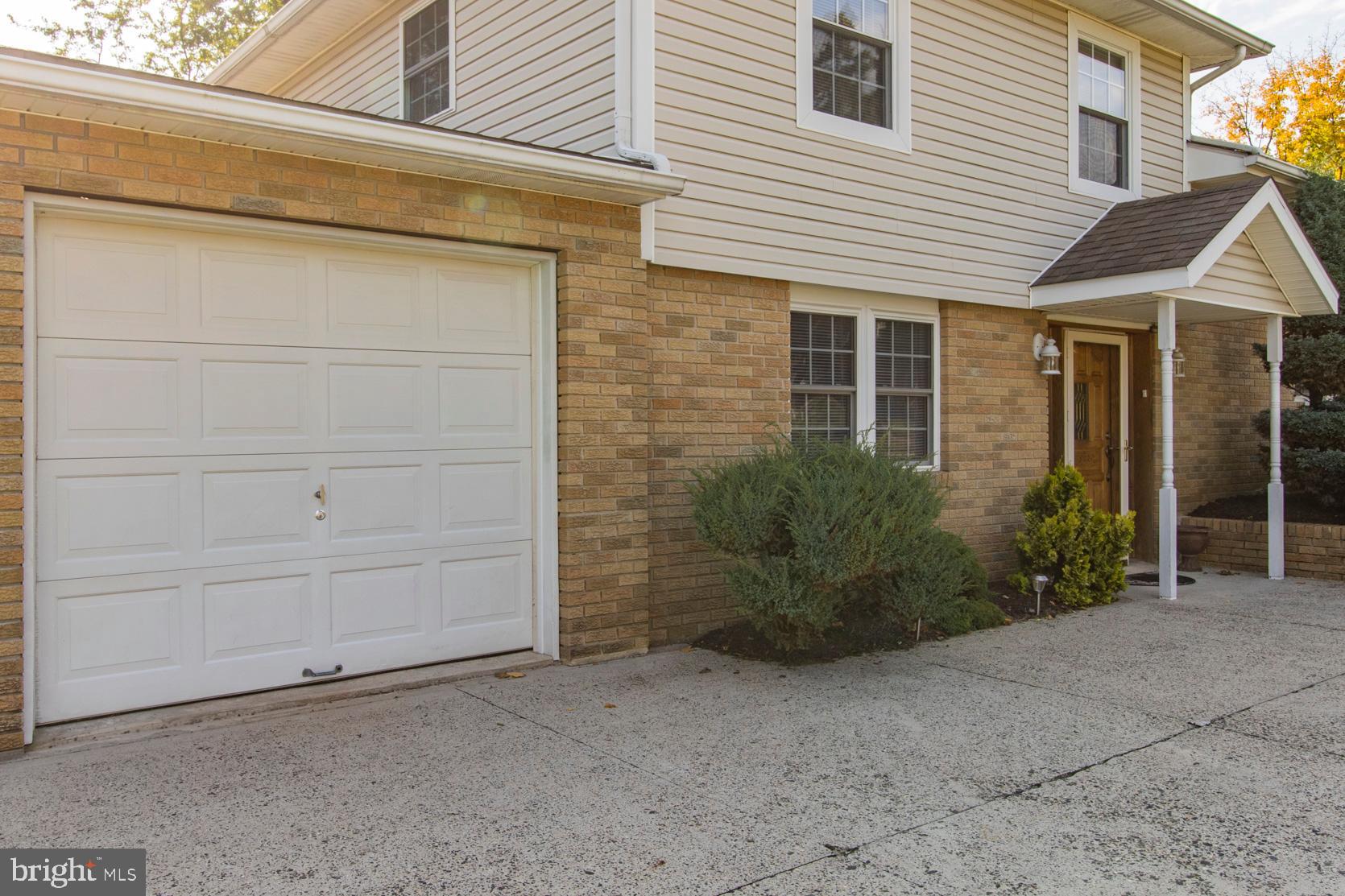474 Wendy Road Southampton, PA 18966 - Photo 3 of 38 Gallery Image 3
