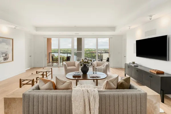 $2,950,000 | 98 San Jacinto Boulevard, Unit 1109, Austin, TX 78701