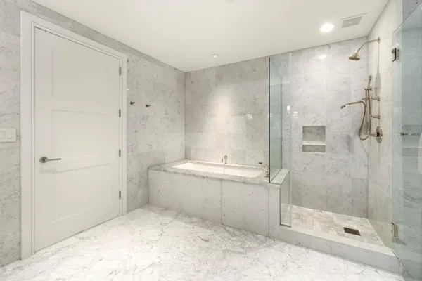 $2,950,000 | 98 San Jacinto Boulevard, Unit 1109, Austin, TX 78701