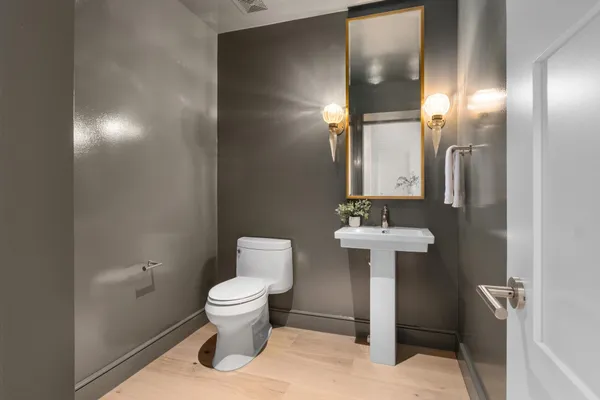 $2,950,000 | 98 San Jacinto Boulevard, Unit 1109, Austin, TX 78701