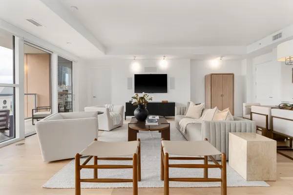 $2,950,000 | 98 San Jacinto Boulevard, Unit 1109, Austin, TX 78701