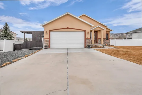 $495,000 | 216 Chardonnay Lane, Rock Springs, WY 82901