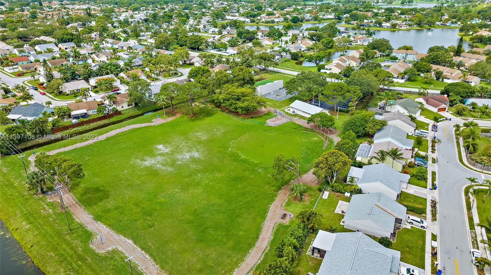 169 Greentree Circle Jupiter, FL 33458 - Photo 22 of 38 a view of a yard
